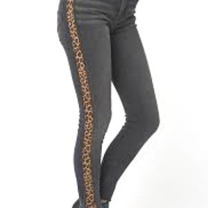 Aqua Cheetah Stripe Jeans size 29